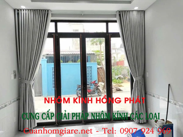 cua-nhom-xingfa-quan-tan-phu